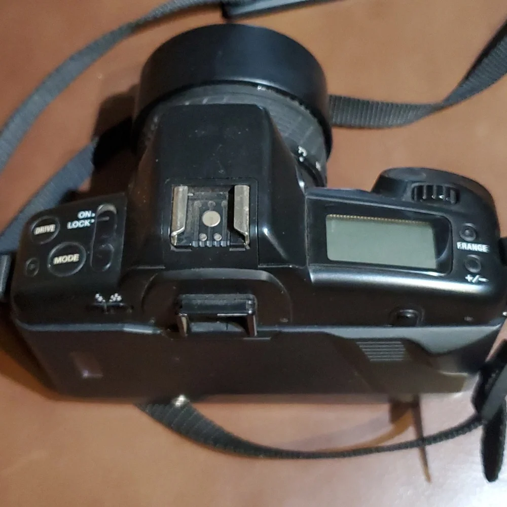 Yashica 230-AF 35mm Film Camera CS-240AF Flash Attachment Used Not Tested AS IS - Picture 6 of 7